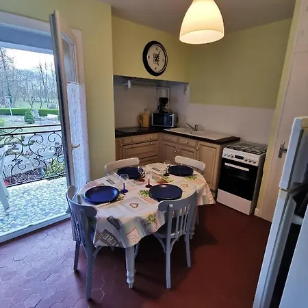 Vallee De Luchon Апартаменты Salles-et-Pratviel